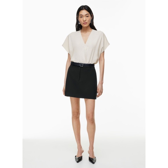 Babaton Pictorial Blouse, size small in matte pearl - Picture 2 of 6